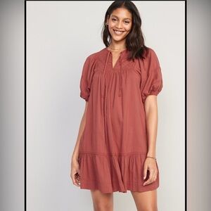 OLD NAVY Puff-Sleeve Quilted Mini Swing dress